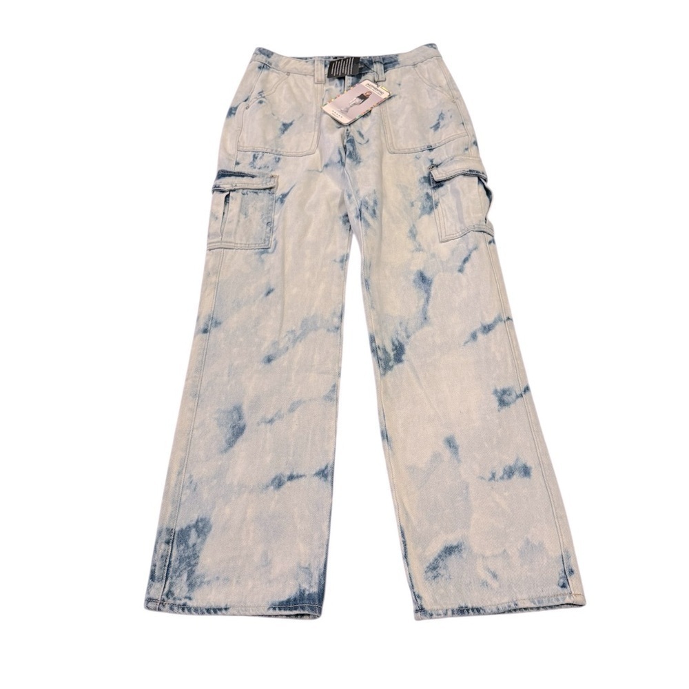 Simple Society Women's Acid Washed Cargo Pocket Jeans in Size 5/27 NEW